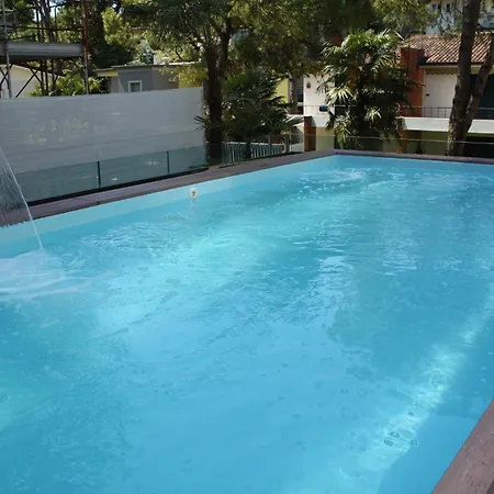 Apartmán Delightful With Pool *