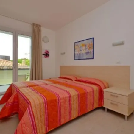 Delightful With Pool Apartment
